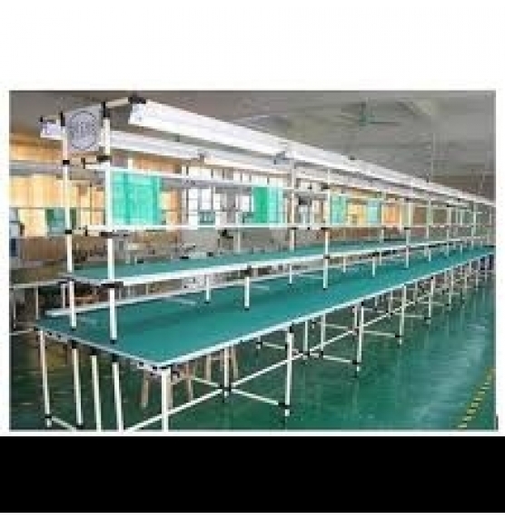 Bàn thao tác giá rẻ 